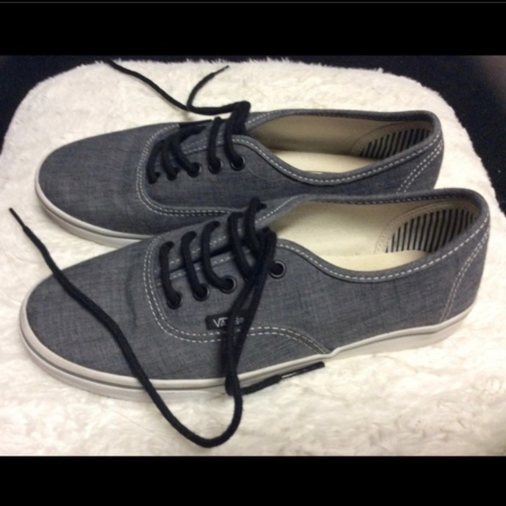 Chambray Lo Pro Vans Grey